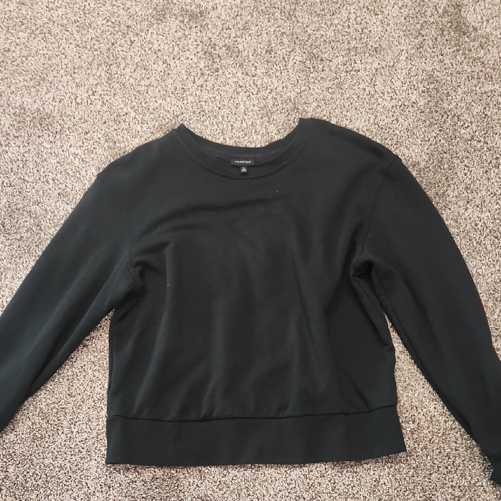 Who What Wear Jet Black Crewneck Sweatshirt
